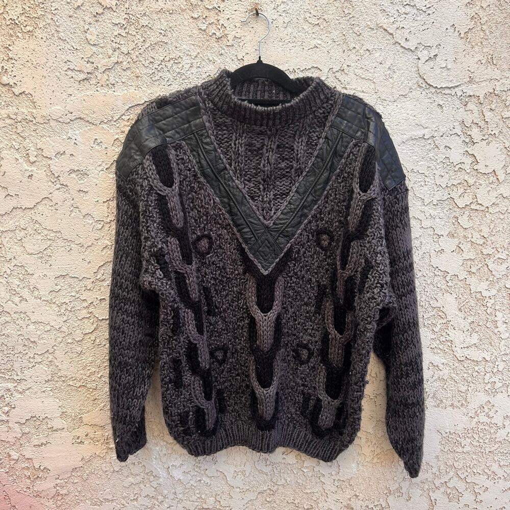 Vintage Street Scenes Coogi Style Cable Knit Faux Leather Sweater Size L